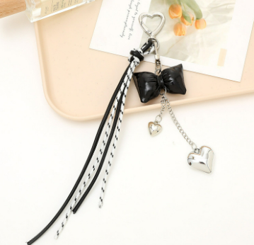 レザーリボンハートチャームLeather ribbon heart charm