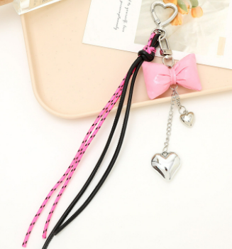 レザーリボンハートチャームLeather ribbon heart charm (milk white)