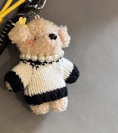 ヘアピン真珠のネックレス熊ですHairpin pearl necklace bear
