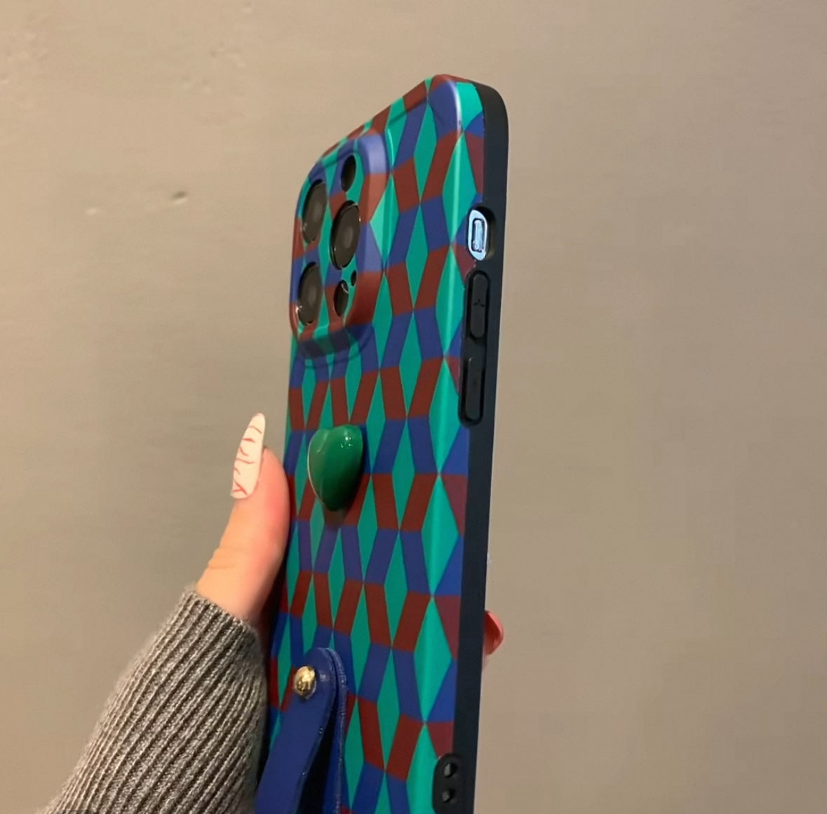 孔雀青のハート菱模様のスマホケース (Peacock blue phone case with heart - shaped diamond patterns)(SJK024)