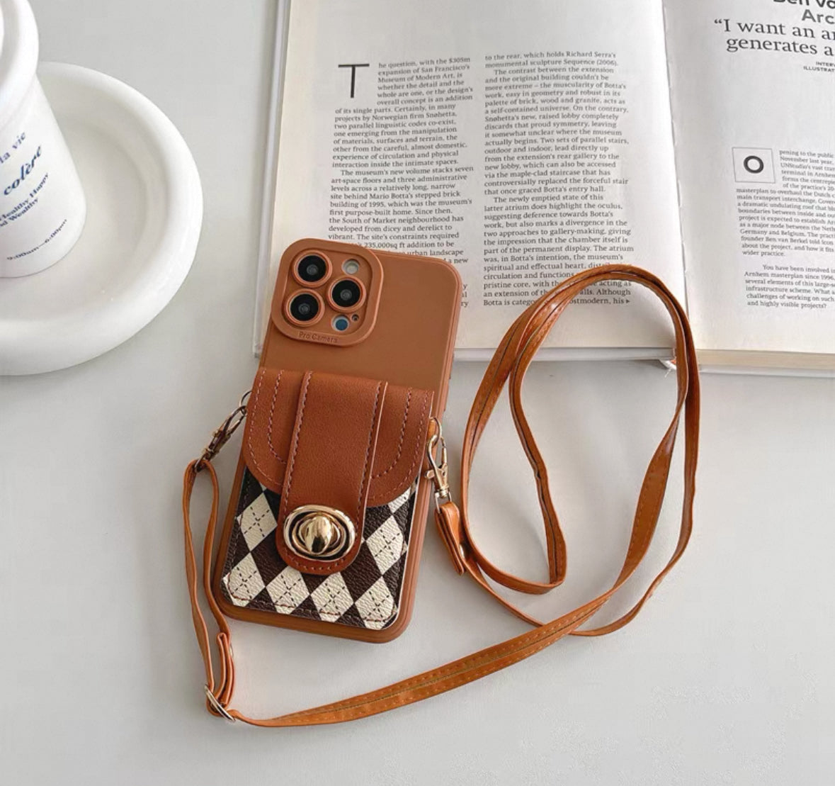 レトロ風の菱形格子(ひしがたごうし)の財布(さいふ)型(がた)スマホケース (Retro-style rhombus lattice wallet-shaped phone case)(SJK035)