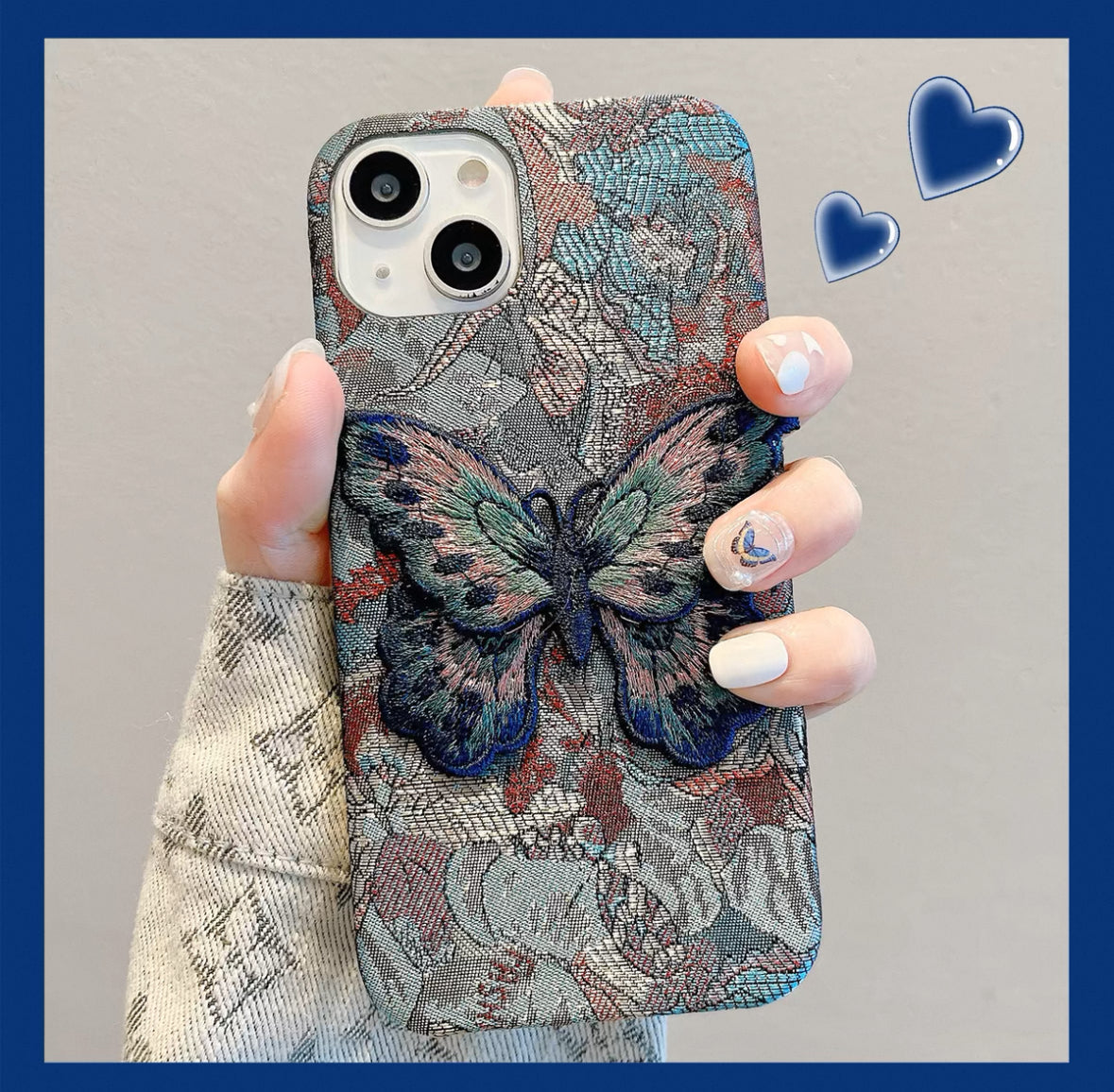 ヴィンテージな高級感を醸し出す立体刺繍バタフライデザインのスマホケース ( Vintage - style phone case with a three - dimensional embroidered butterfly design that exudes a sense of luxury)(SJK064)