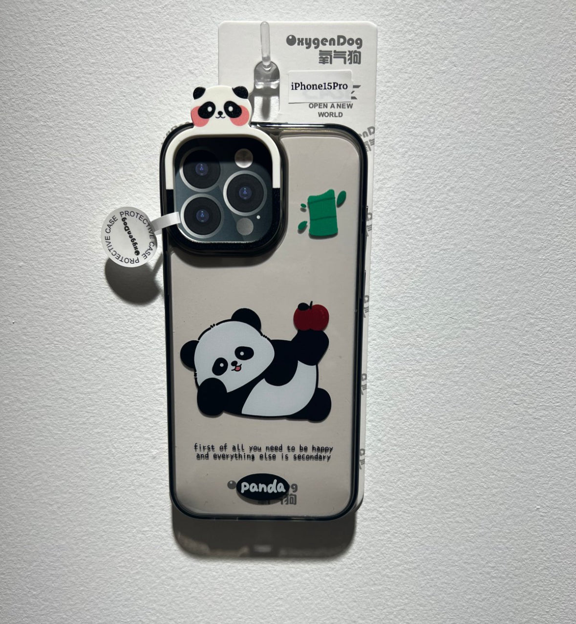 カートゥーン風の「功夫熊猫」デザインで、フルカバータイプのスマホケース( Cartoon - style Kung Fu Panda themed full - coverage phone case)(SJK089)