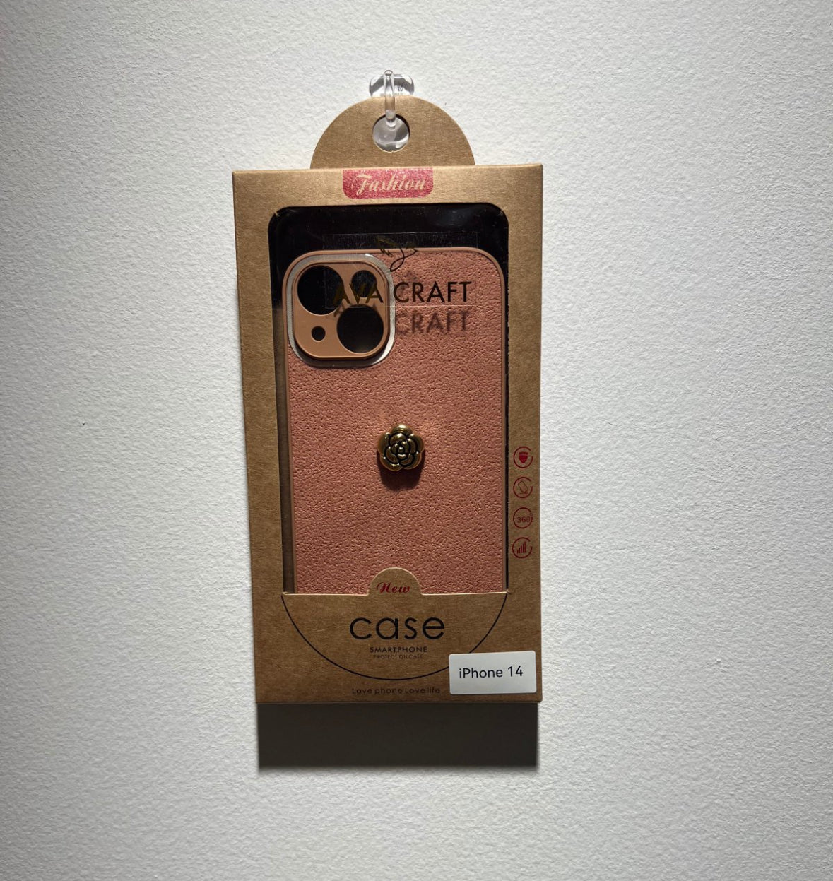 オーブの粉の色をした月坑模様の金輪付き椿デザインのファッションスマホケース (Fashionable phone case featuring camellias, golden rims, and a lunar pit pattern in lotus - root - powder color)(SJK072))