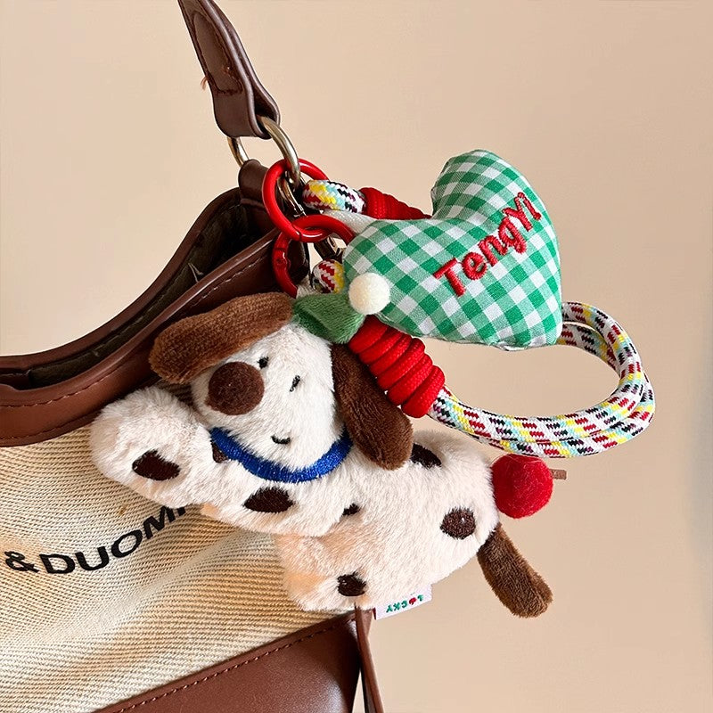 犬のぬいぐるみのストラップですFabric dog pendant