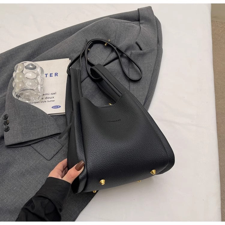 韓国版流行カジュアルショルダーバッグKorean version trendy casual single-shoulder crossbody bag