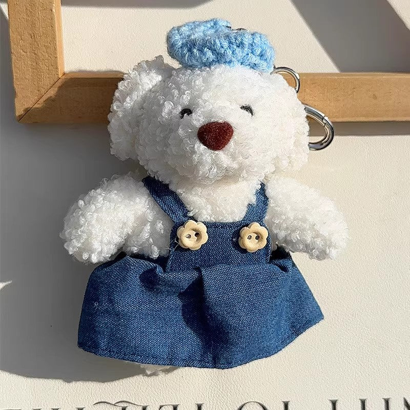 パンツにスカートの子犬ですOveralls, a skirt and a puppy