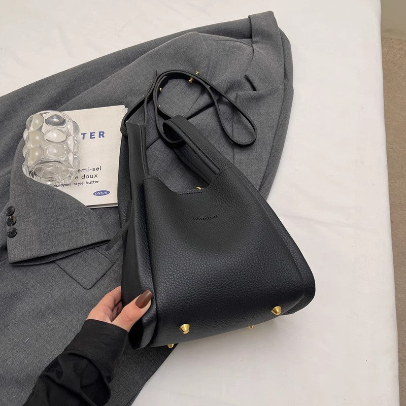 韓国版流行カジュアルショルダーバッグKorean version trendy casual single-shoulder crossbody bag