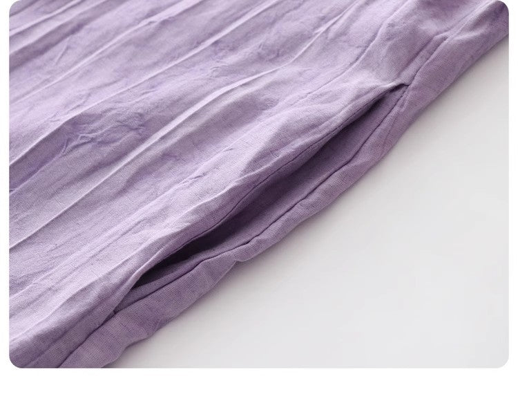 紫のノースリーブのワンピースですPurple sleeveless dress