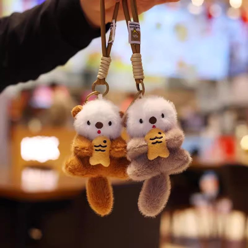 大きなしっぽカワウソチャーム(ライトカーキ)Big tail otter charm (light khaki)