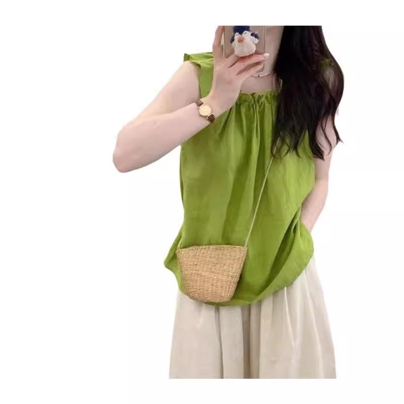 アボカド色の上着ですIt's an avocado jacket.