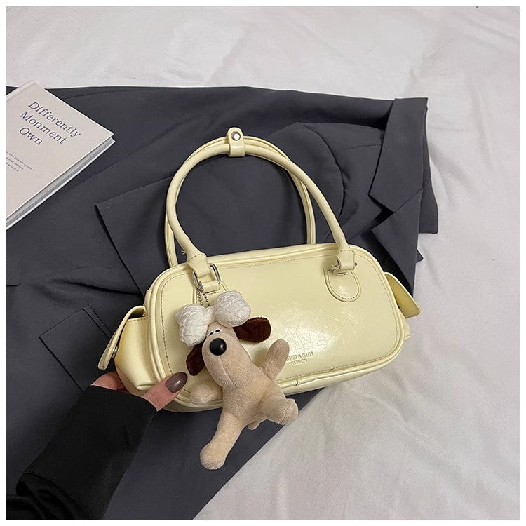 ボストンのワンショルダートーストが流行ですA trendy and versatile Boston single-shoulder underarm bag