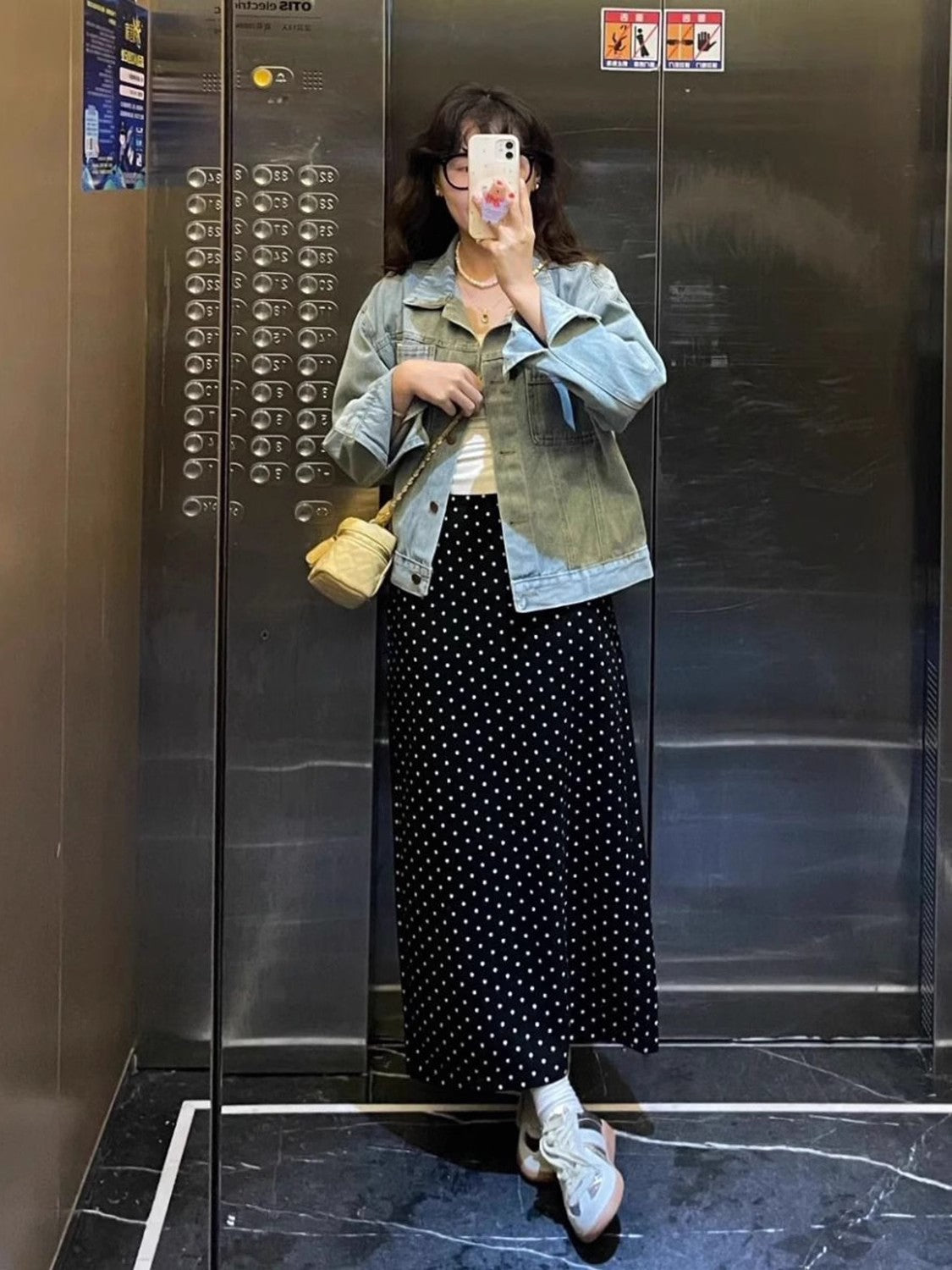 ヴィンテージブルーのデニムジャケットですVintage blue denim jacket.