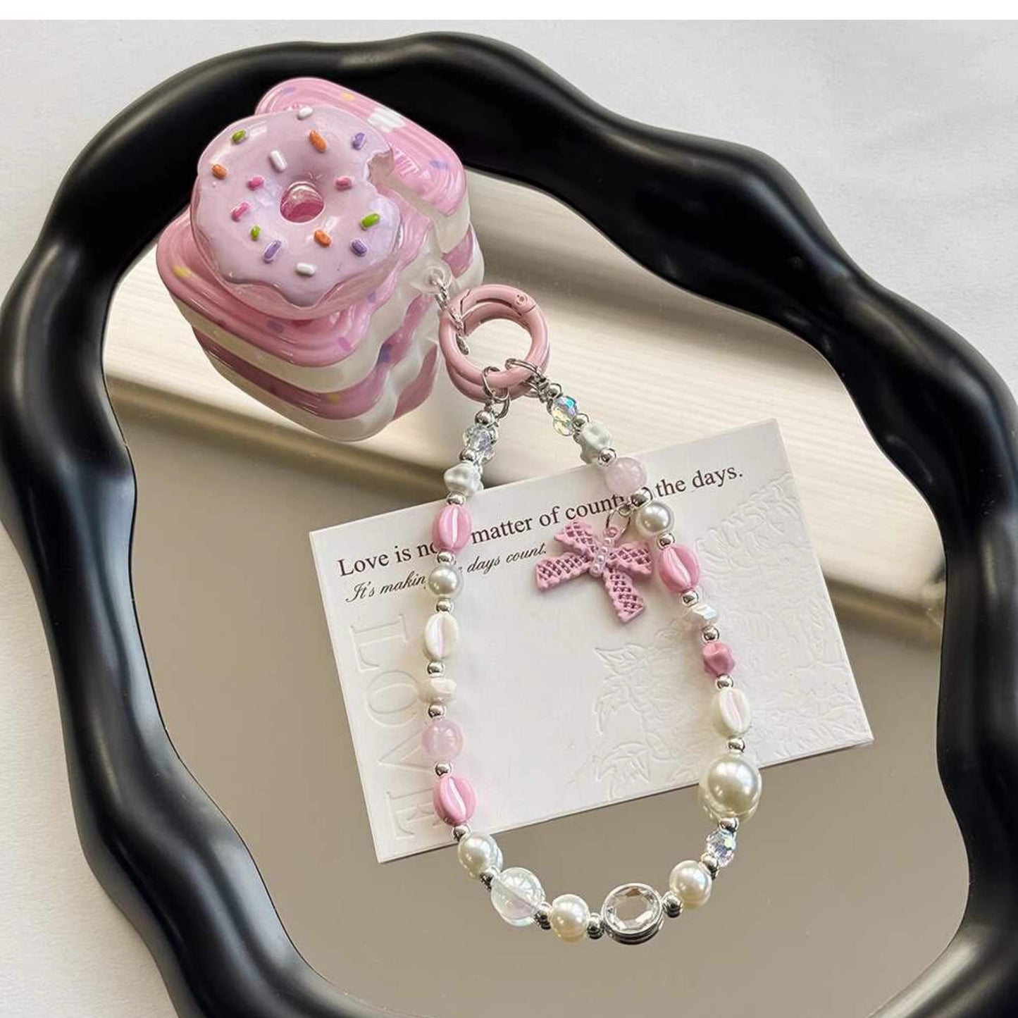コーヒー豆ビーズ携帯ストラップですCoffee bean beaded mobile phone chain