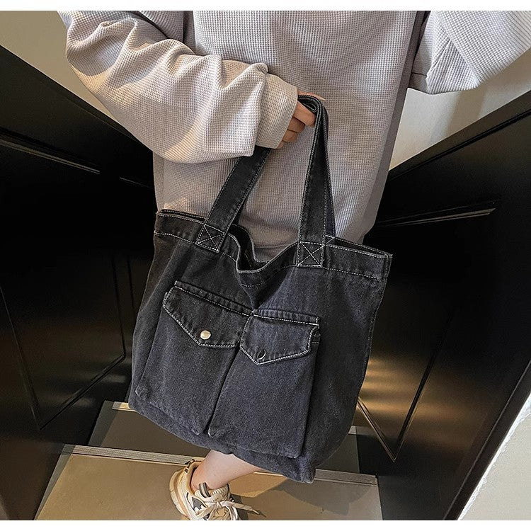 大容量デニムバッグですLarge-capacity denim canvas bag