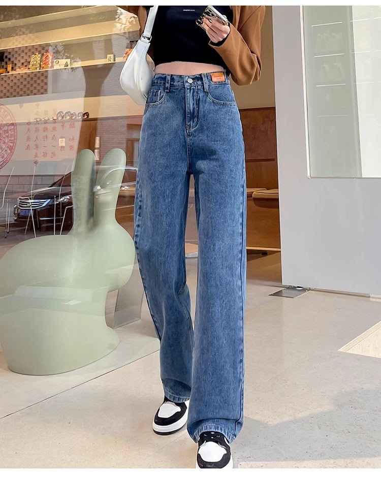 レトロなハイウエストジーンズRetro high-waisted jeans