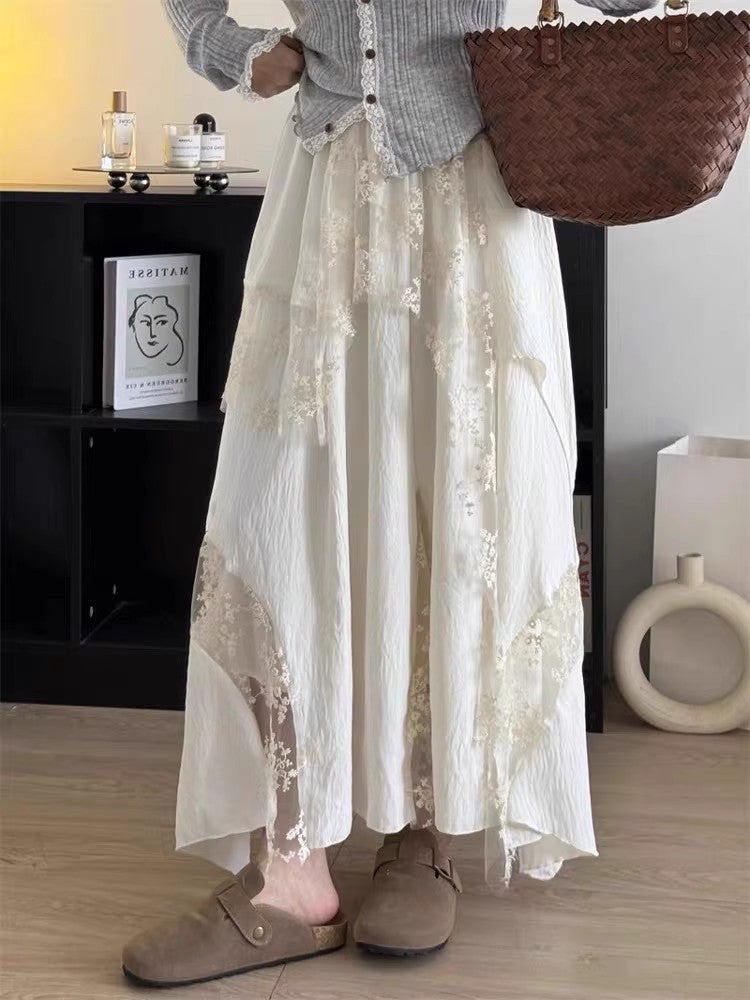 レースのハーフスカートLace skirt