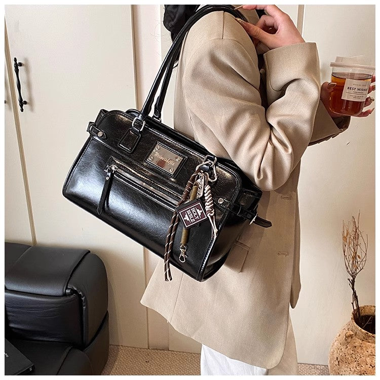 レトロ大容量バッグですRetro large-capacity bag