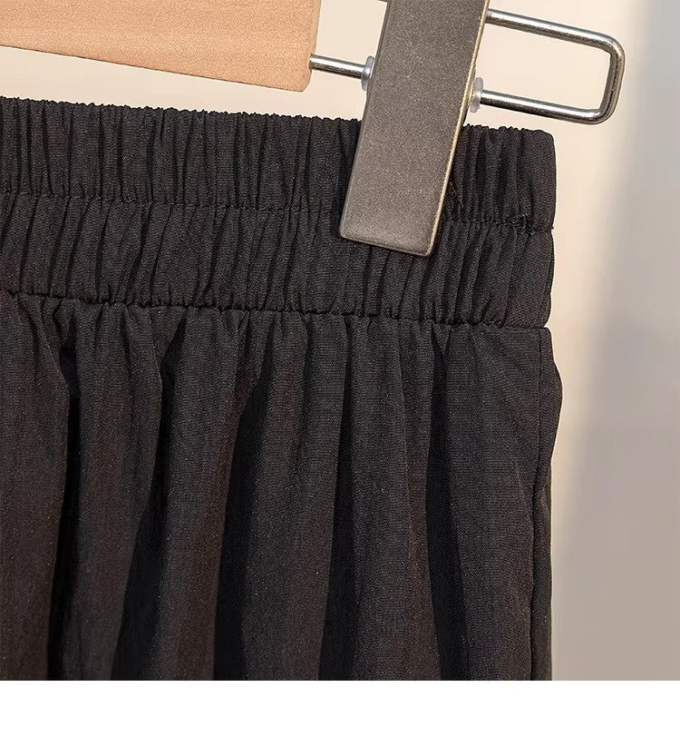 メッシュのパッチワークスカートですMesh fabric patchwork skirt