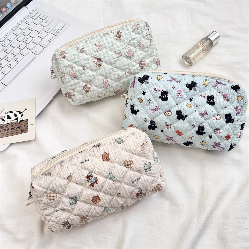 エンボスのキルティングペンケースですSu Zi Nian Cartoon embossed quilted pen case