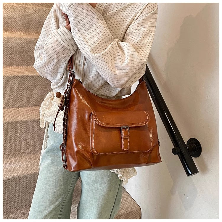 超レトロなランドセル女ですA super retro backpack for girls