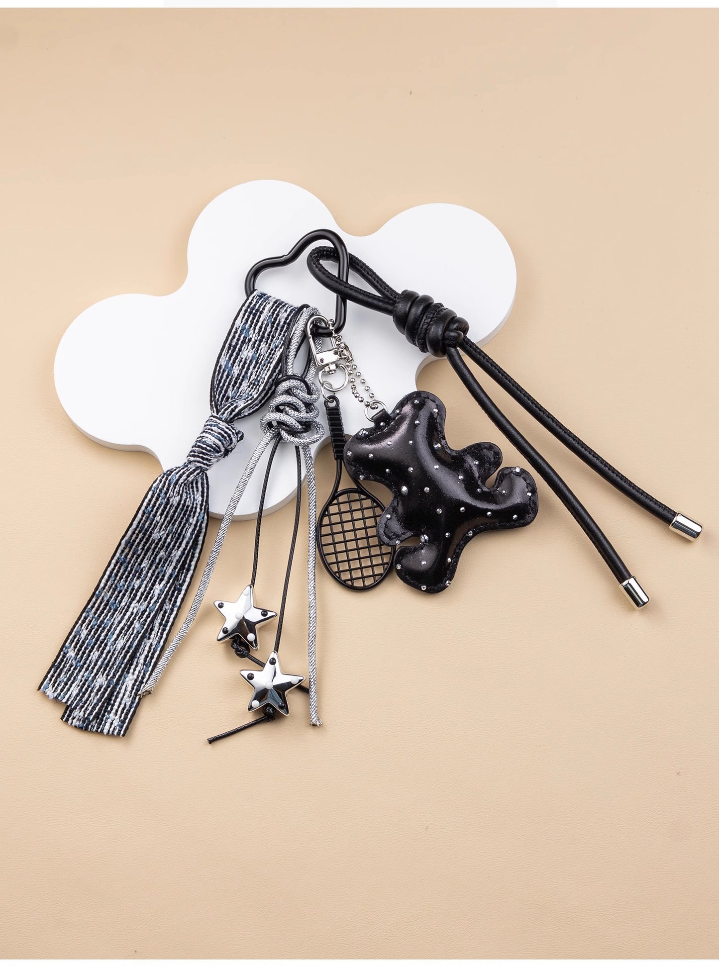 レザーコードハートチャームLeather cord heart charm