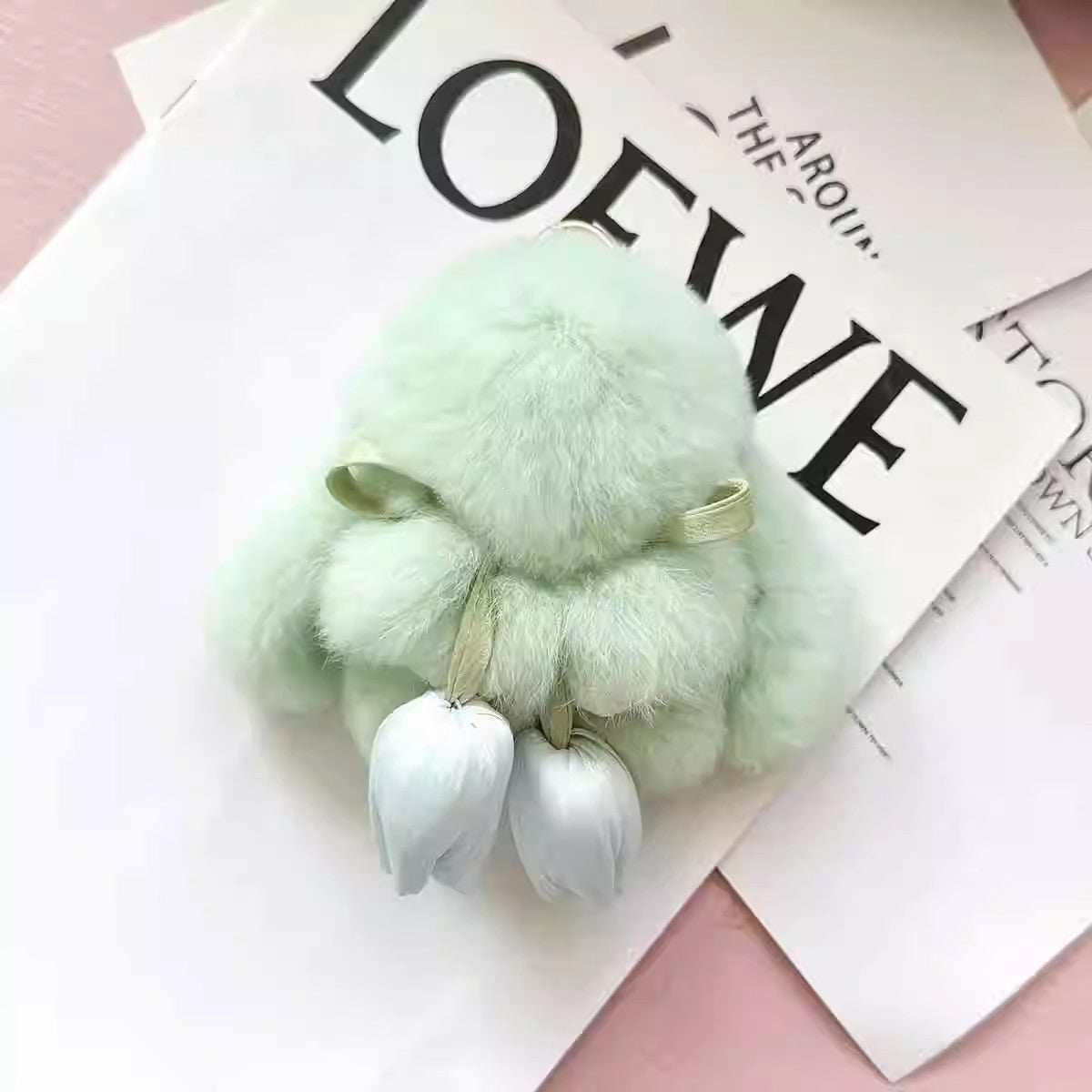 ウサギのチューリップのストラップですTulip rabbit pendants come in 7 colors