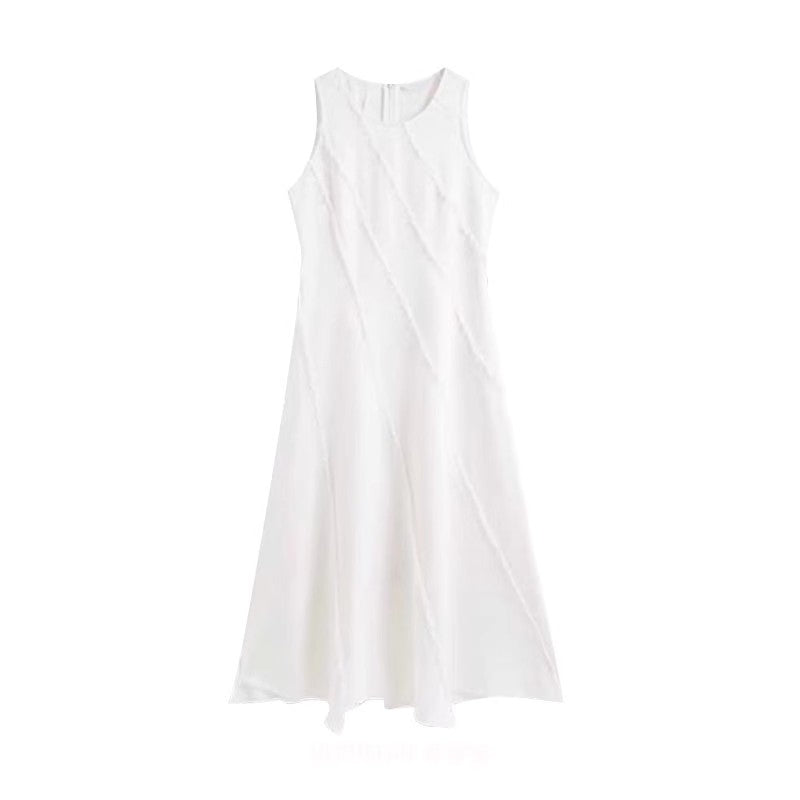ノースリーブのベストワンピースSleeveless vest dress