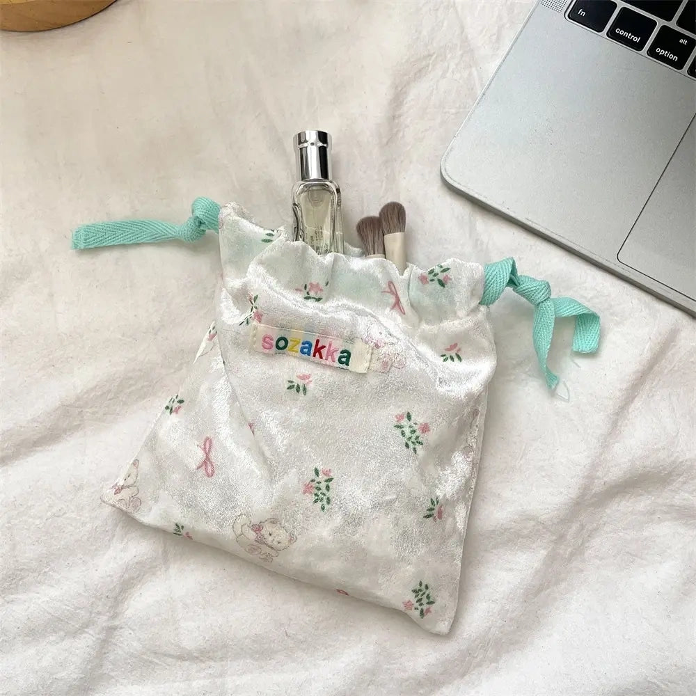 締め口収納ミニ巾着袋布袋ですDrawstring storage bag, mini drawstring bag, cloth bag