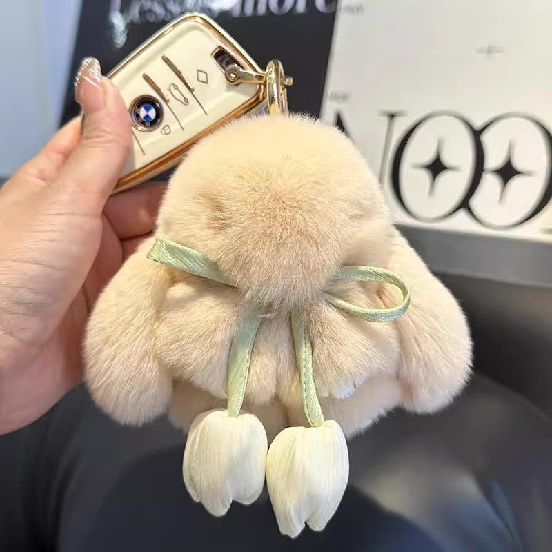 ウサギのチューリップのストラップですTulip rabbit pendants come in 7 colors