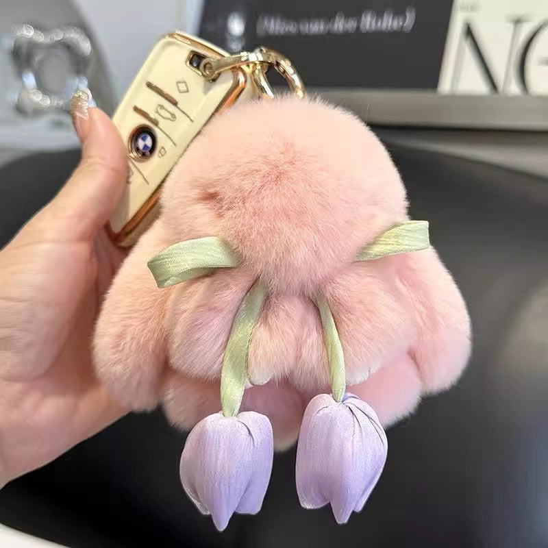 ウサギのチューリップのストラップですTulip rabbit pendants come in 7 colors