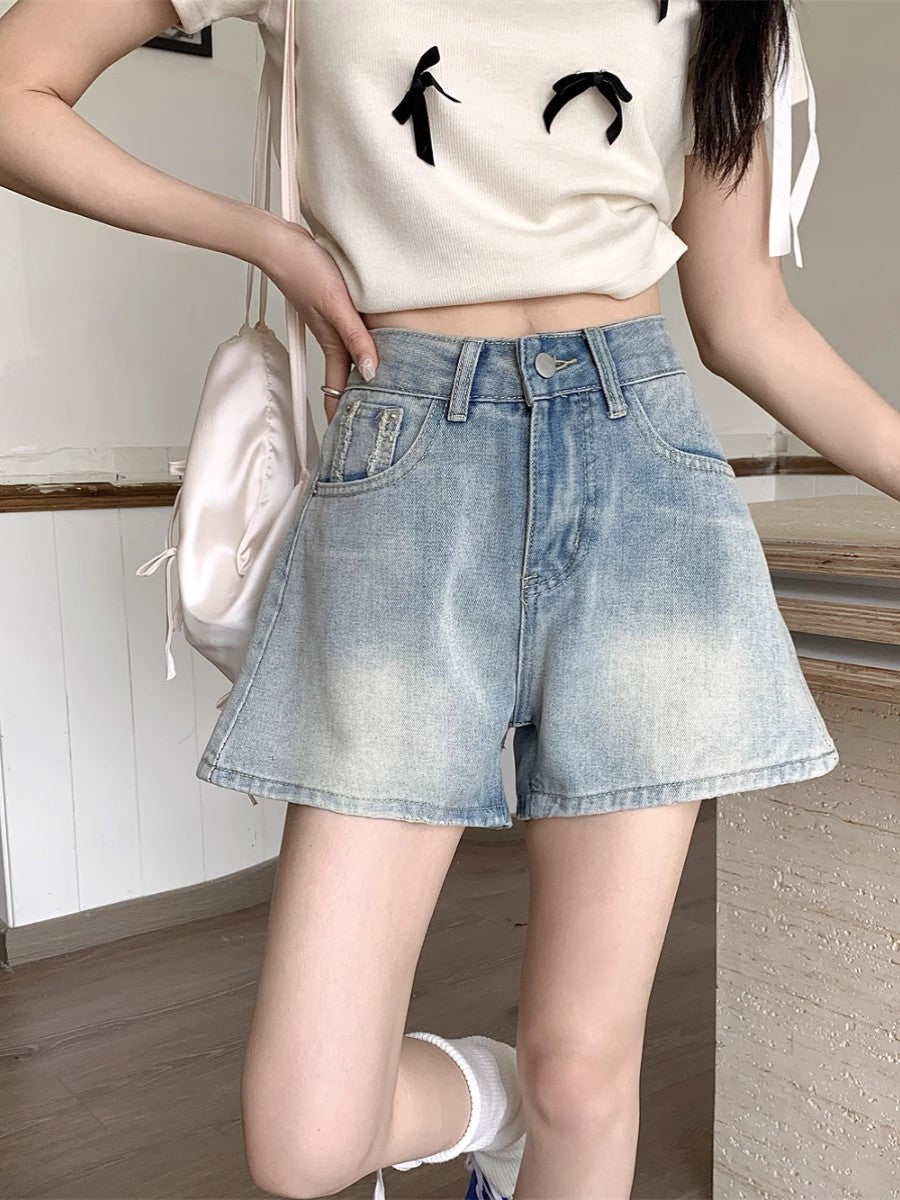 デニムパンツですDenim shorts