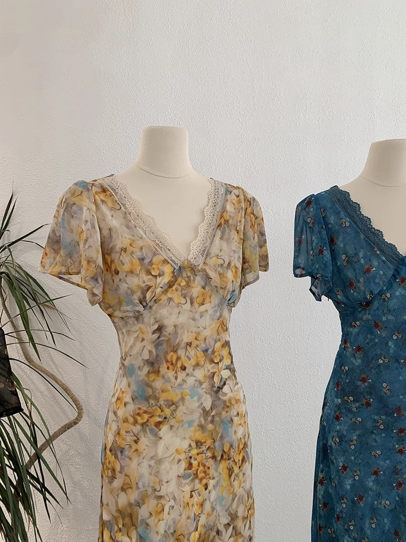 ロングシフォンのワンピースですLong chiffon dress