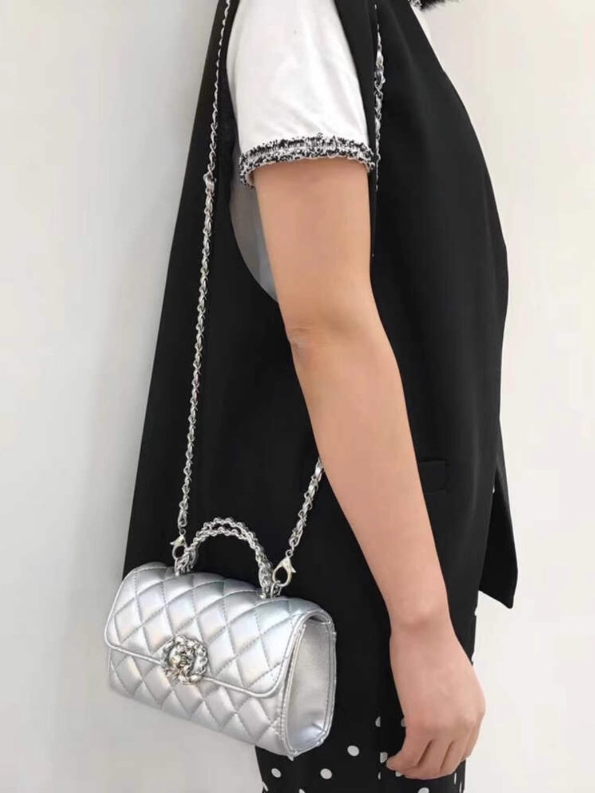 菱格鎖包ですDiamond chain bag