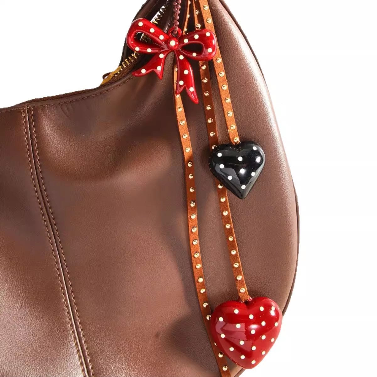 カラーリングハートリボンチャーム(赤・黒)Hearts ribbon charm (red & black)