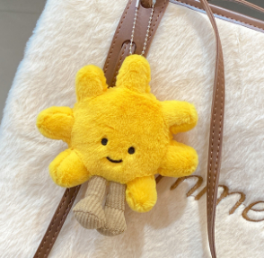 ふわふわ太陽バッグのストラップですPlush sun bag pendant