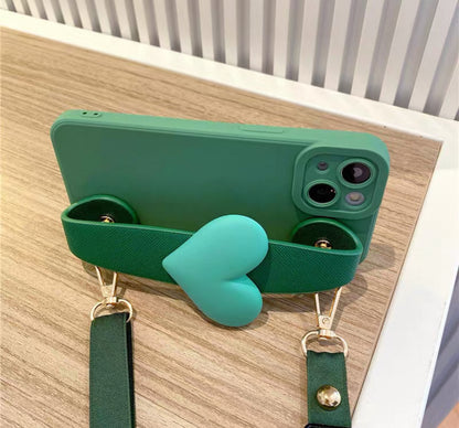 シンプルな緑色のハート柄のスマホケース （Simple green heart - patterned phone case）（SJK053））