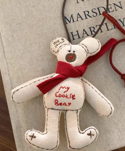 クマのぬいぐるみバッグのストラップですDoll bear bag pendant