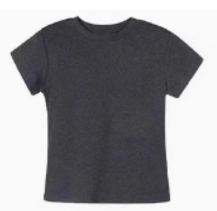 半袖ですShort sleeves.