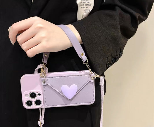 バイオレットのハートデザインで、ドーパミンカラースキームに属するスマホケース ( Purple heart - designed phone case belonging to the dopamine color scheme)(SJK058)