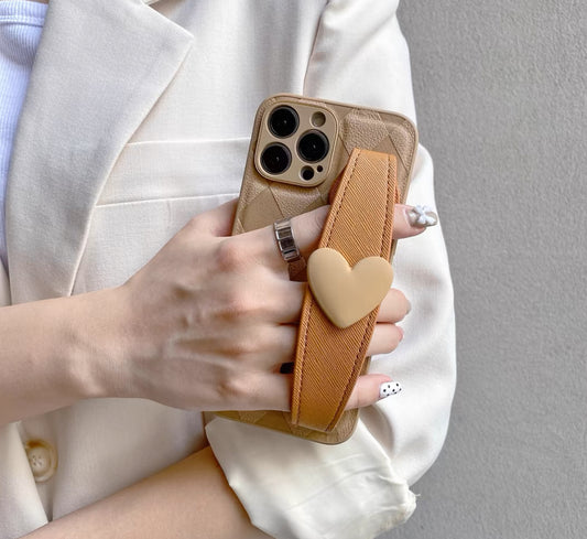 クラシックなハート柄の手首ストラップ付きスマホケース （Classic heart - themed wrist - strap phone case）（SJK046））