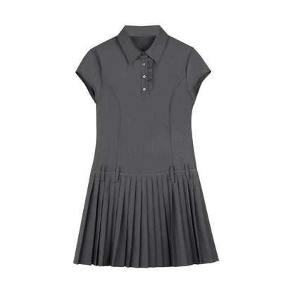 プリーツのブラウスワンピースですpleated shirt dress