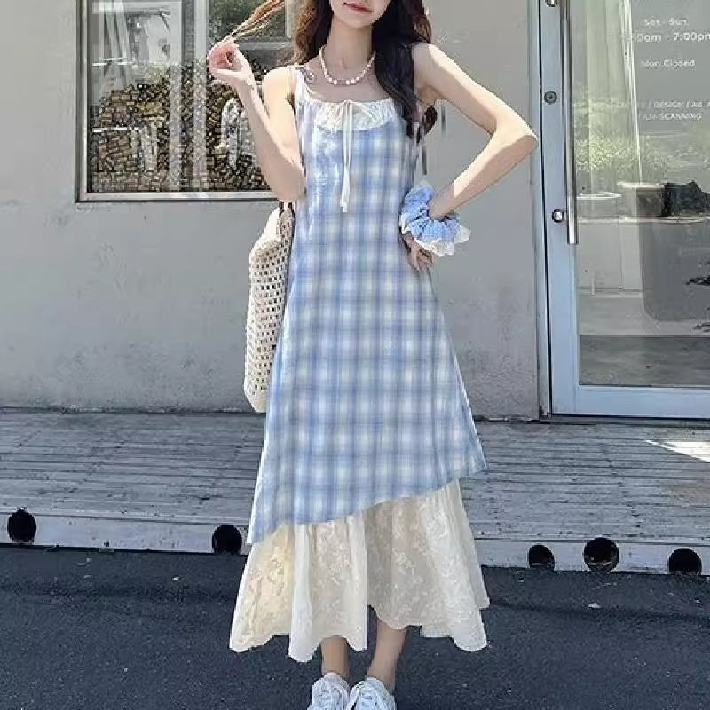 チェック柄のスリップスカートですCheckered halter dress
