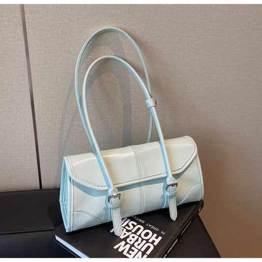 ファッションレトロなワンショルダーバッグの新作ですA new fashionable and retro single-shoulder bag