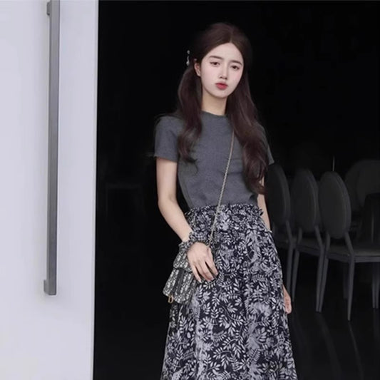 スカートですSkirt.