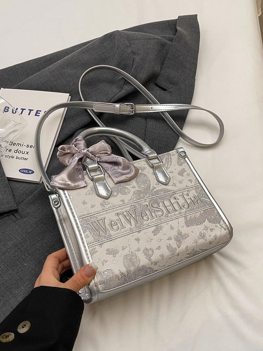 おしゃれトートバッグトートバッグですFashionable hand-held tote bag and small handbag