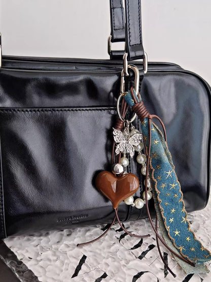 ハートパールバタフライチャーム（茶）Heart pearl butterfly charm (brown)