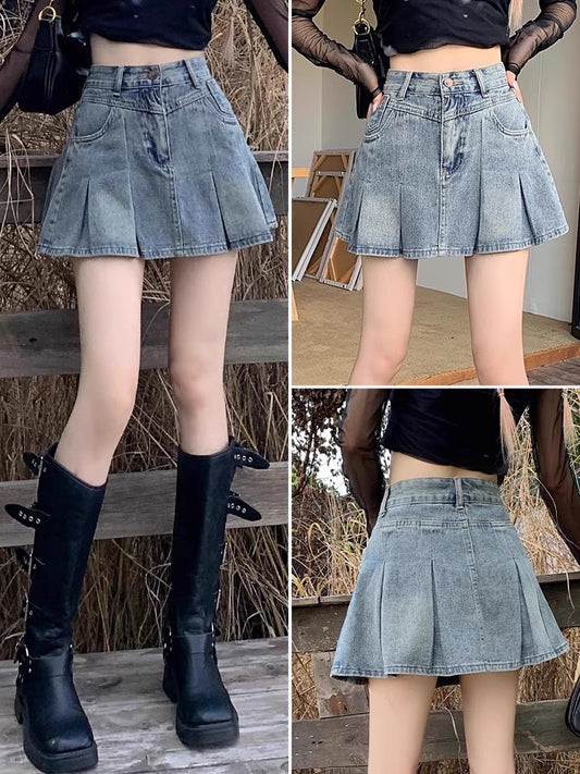 プリーツスカートのハーフスカートですThe pleated skirt is half high