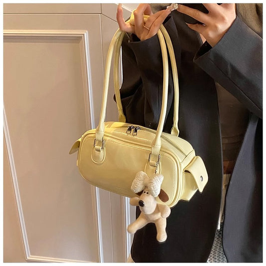 ボストンのワンショルダートーストが流行ですA trendy and versatile Boston single-shoulder underarm bag