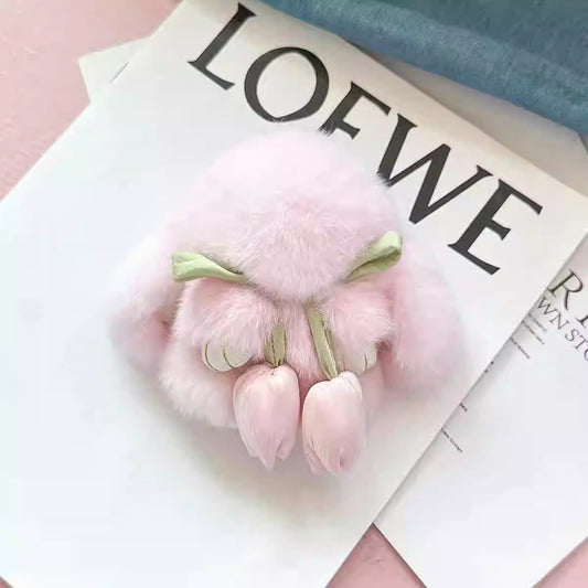 ウサギのチューリップのストラップですTulip rabbit pendants come in 7 colors